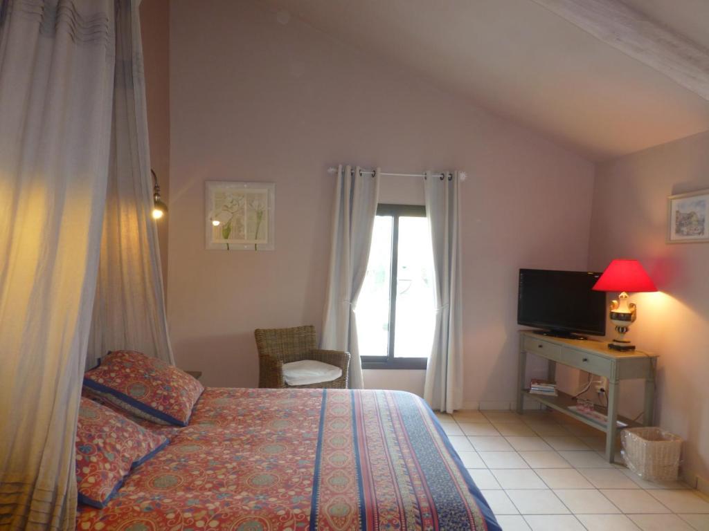 Hotel Le Vieux Bistrot Cabrières-dʼAvignon Pokoj fotografie